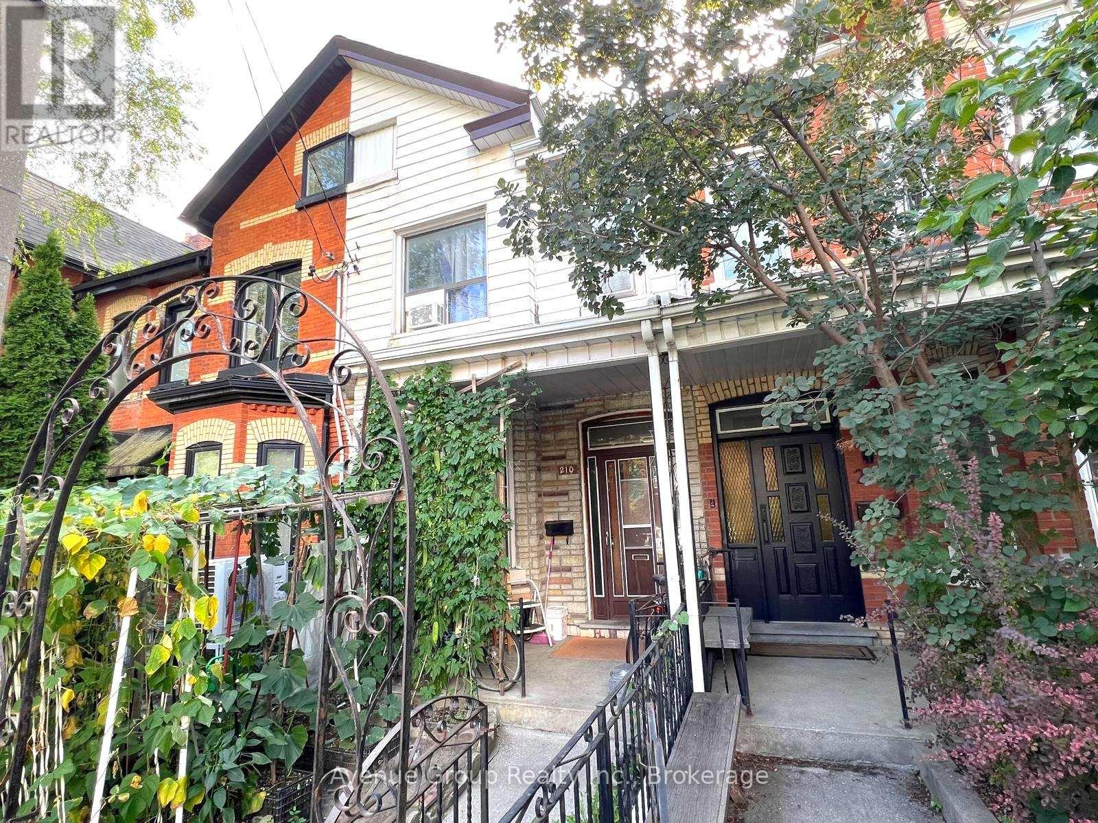Bsmt - 210 Shaw Street, Toronto, Ontario  M6J 2W8 - Photo 2 - C13778232
