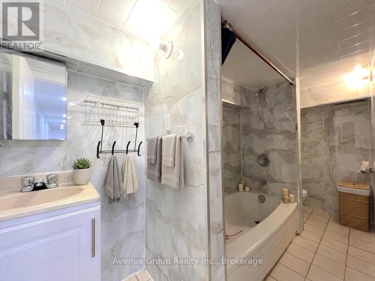 Bsmt - 210 Shaw Street, Toronto, Ontario  M6J 2W8 - Photo 20 - C13778232