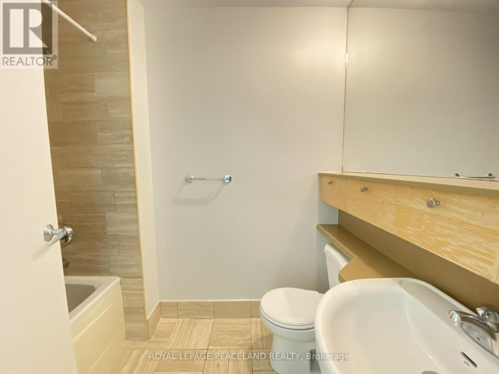703 - 70 Alexander Street, Toronto, Ontario  M4Y 1B4 - Photo 25 - C13778248