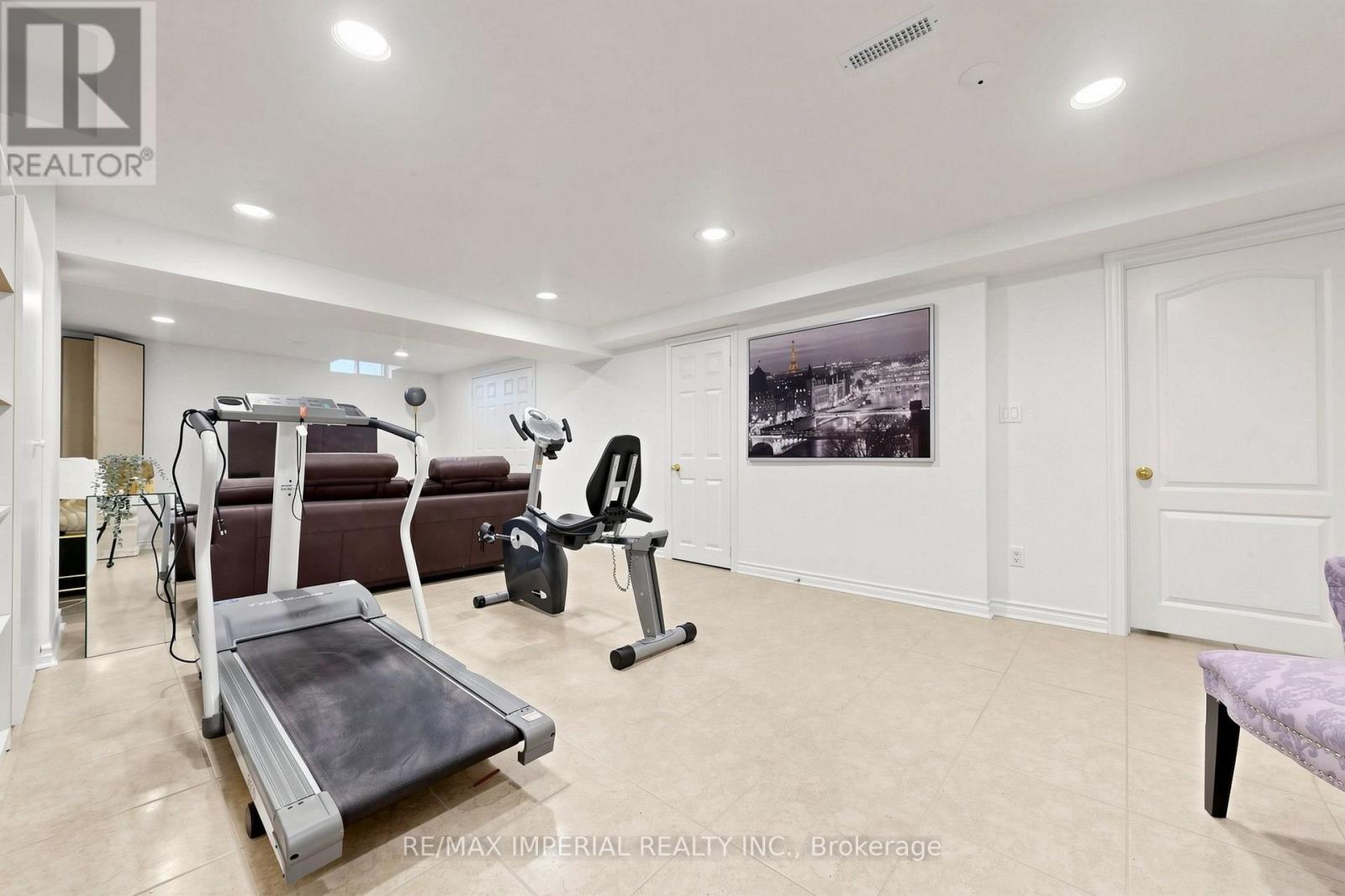 9 Elderwood Drive, Richmond Hill, Ontario  L4B 2W8 - Photo 42 - N13778238