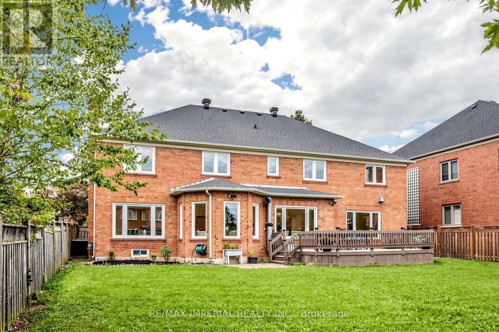 9 Elderwood Drive, Richmond Hill, Ontario  L4B 2W8 - Photo 46 - N13778238