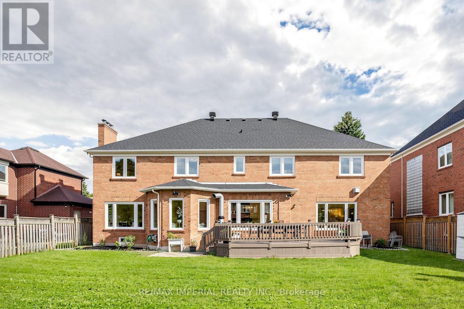 9 Elderwood Drive, Richmond Hill, Ontario  L4B 2W8 - Photo 47 - N13778238