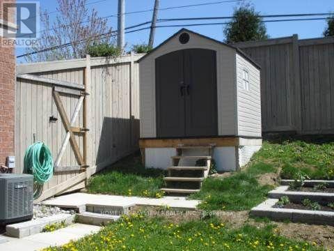 #18-Bsmnt - 8 Townwood Drive, Richmond Hill, Ontario  L4E 4Y9 - Photo 5 - N13778240