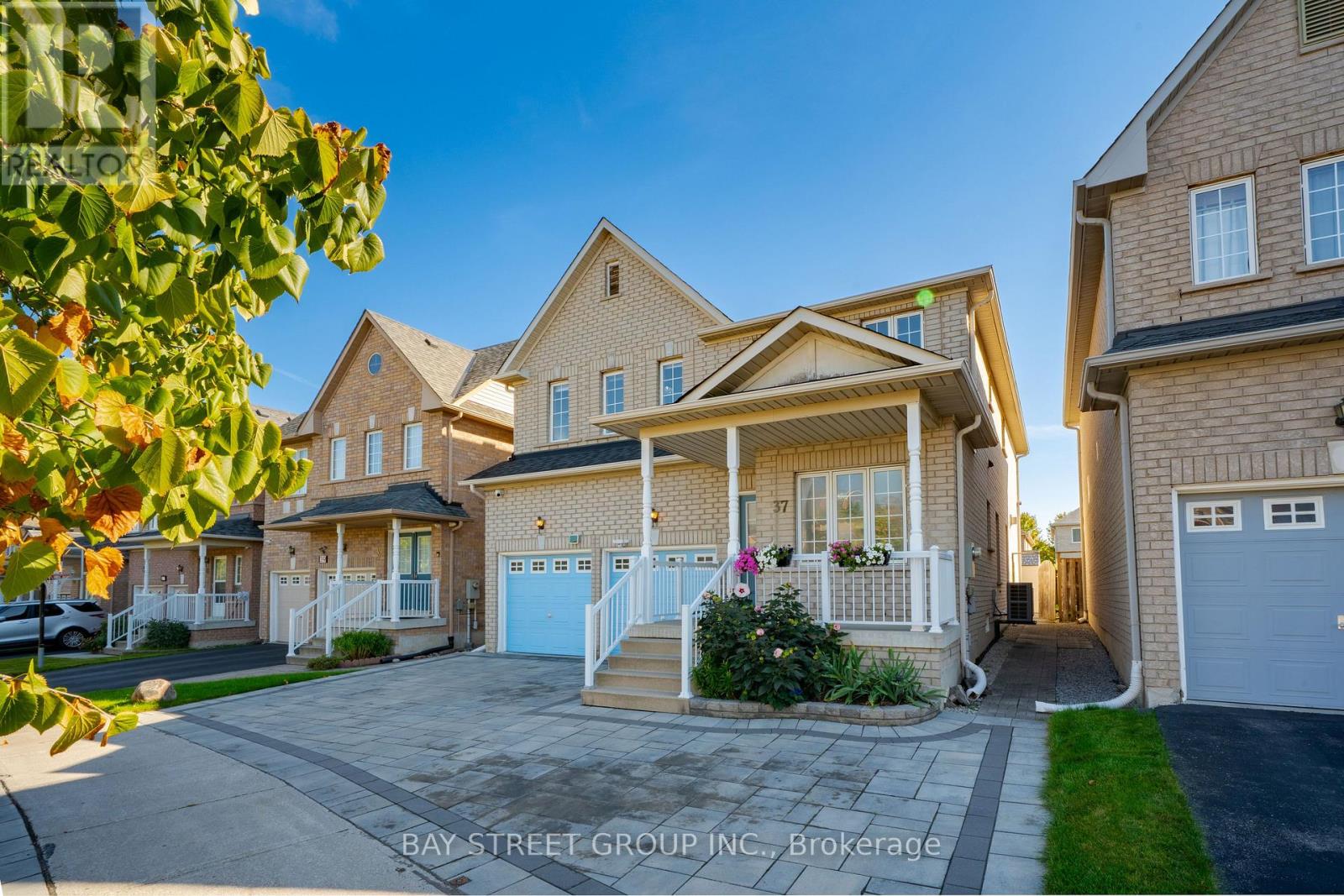 37 Rembrandt Drive, Markham, Ontario  L3R 5W1 - Photo 2 - N13778254