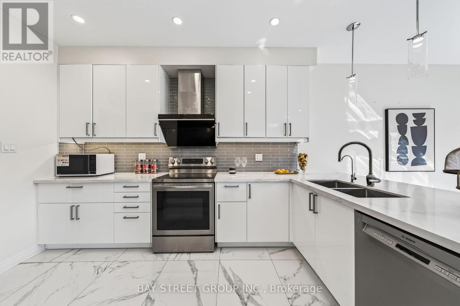 37 Rembrandt Drive, Markham, Ontario  L3R 5W1 - Photo 25 - N13778254