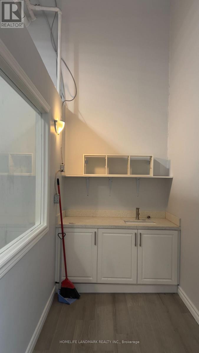 2068 - 30 South Unionville Avenue, Markham (Village Green-South Unionville), Ontario  L3R 5M3 - Photo 5 - N13778282