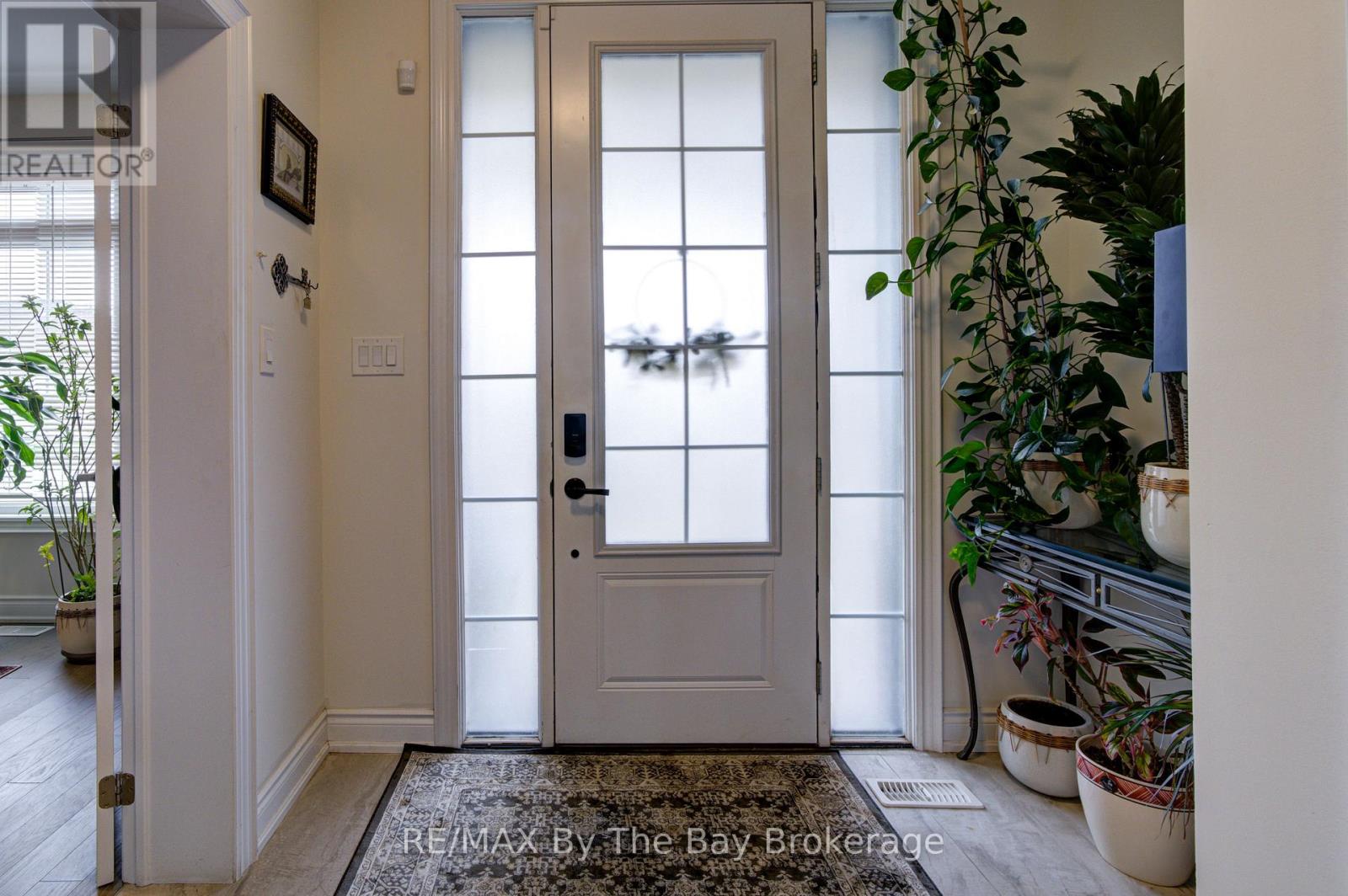 120 Allegra Drive, Wasaga Beach, Ontario  L9Z 1P6 - Photo 4 - S13778246