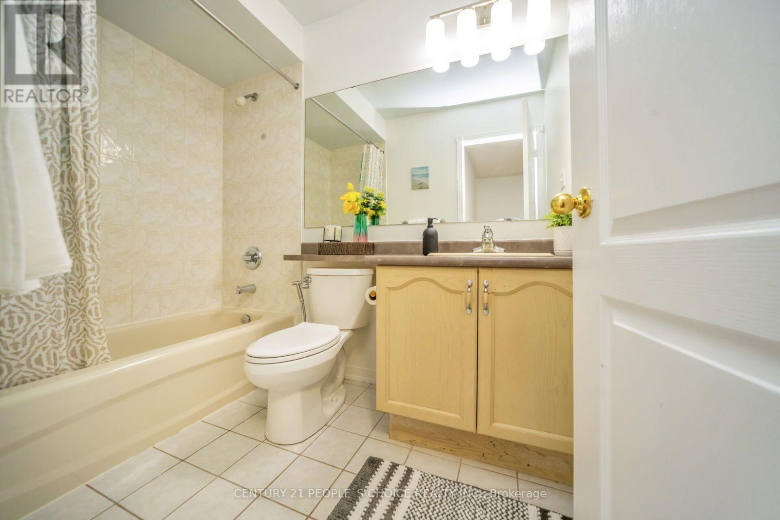 44 Monaco Court, Brampton, Ontario  L7A 1X4 - Photo 31 - W13778228