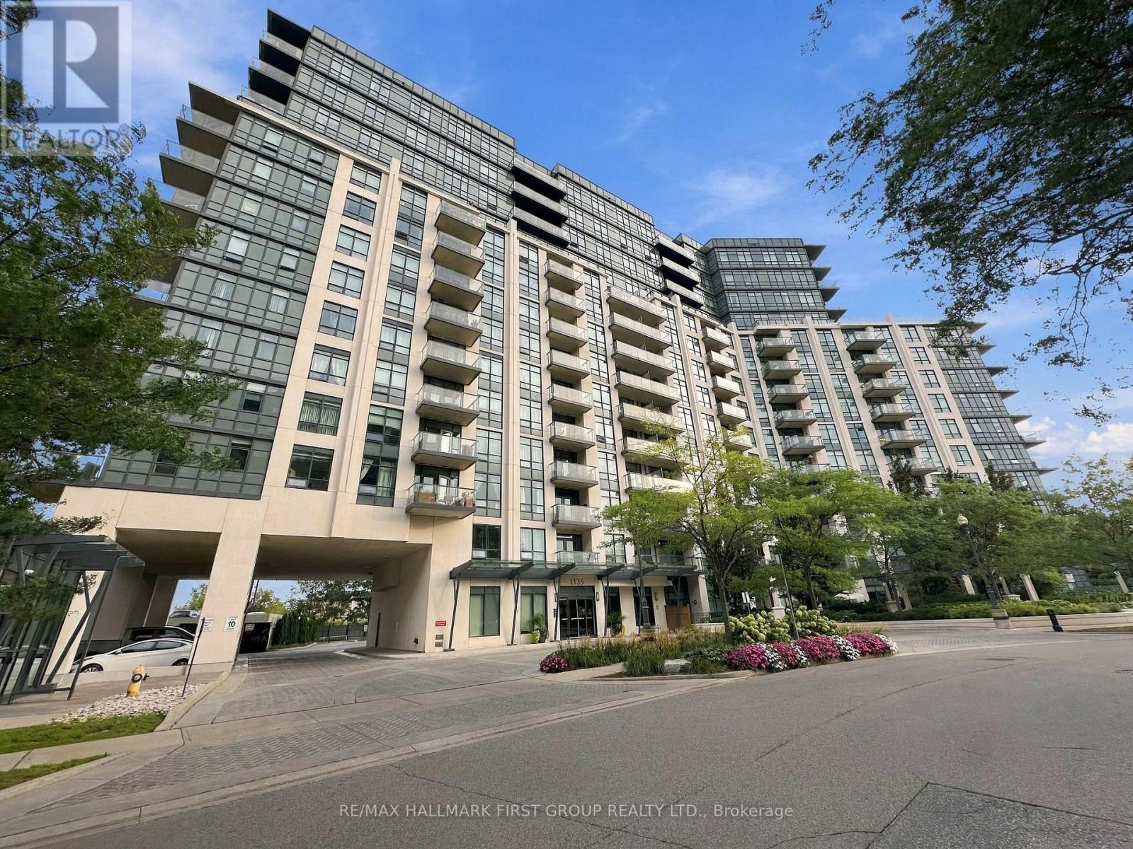 912 - 1135 ROYAL YORK ROAD, Toronto, Ontario