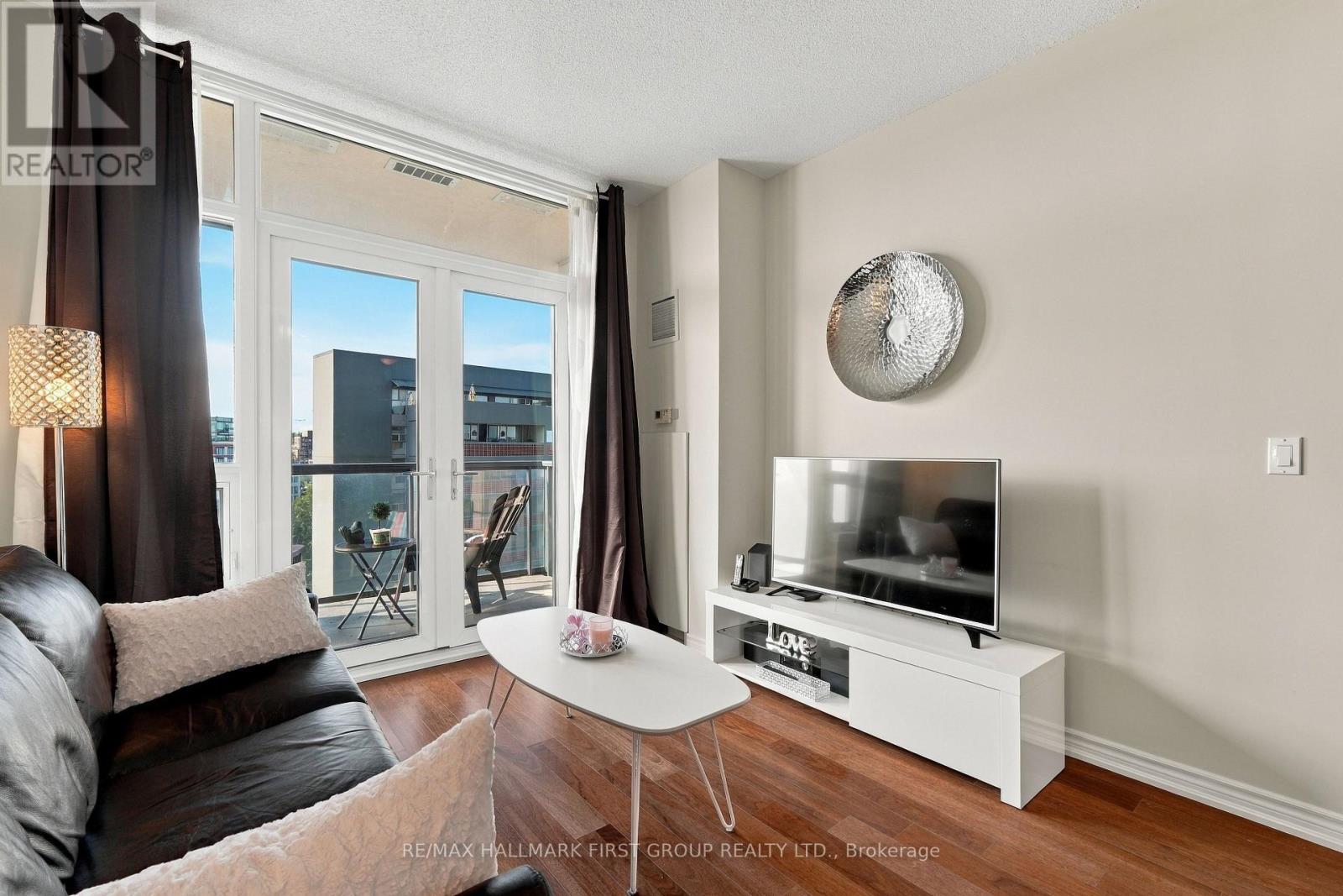 912 - 1135 Royal York Road, Toronto, Ontario  M9A 0C3 - Photo 9 - W13778250
