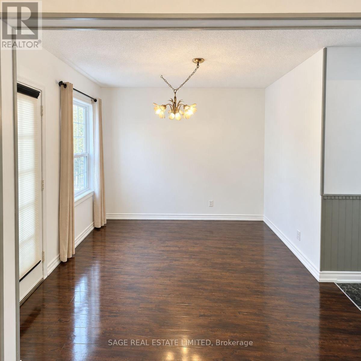 45 Turnberry Avenue, Toronto, Ontario  M6N 1P9 - Photo 3 - W13778256