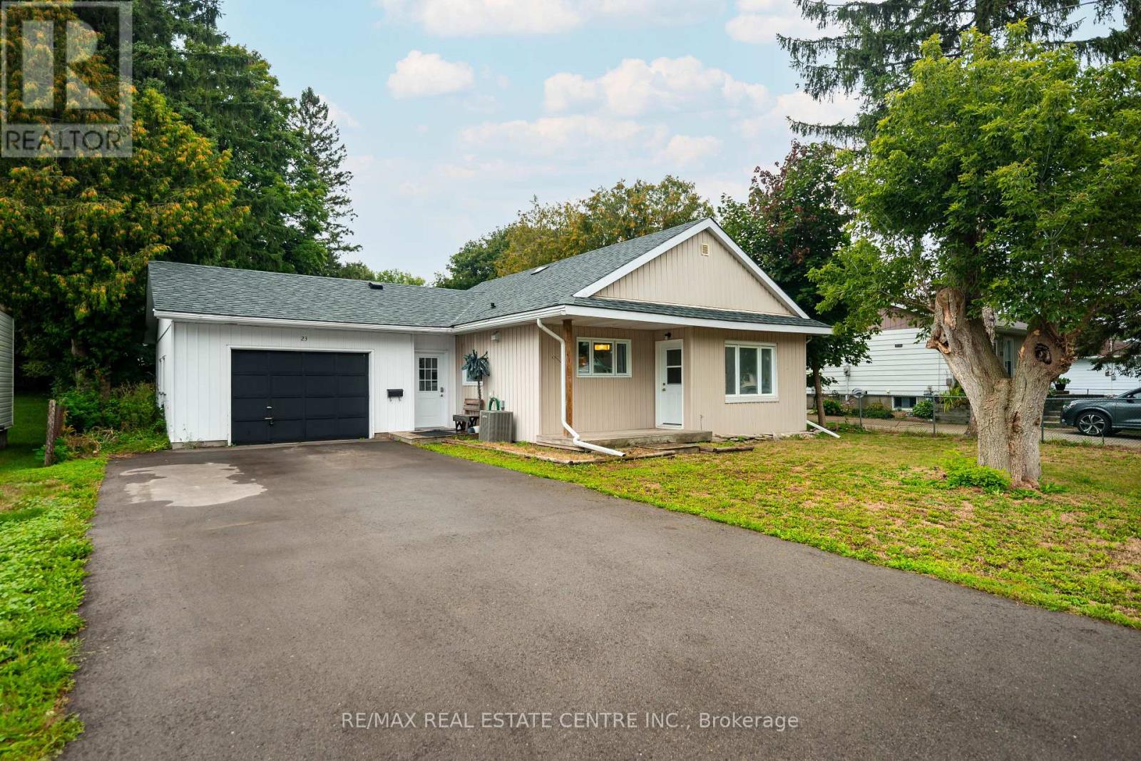 23 THIRD STREET, Orangeville, Ontario