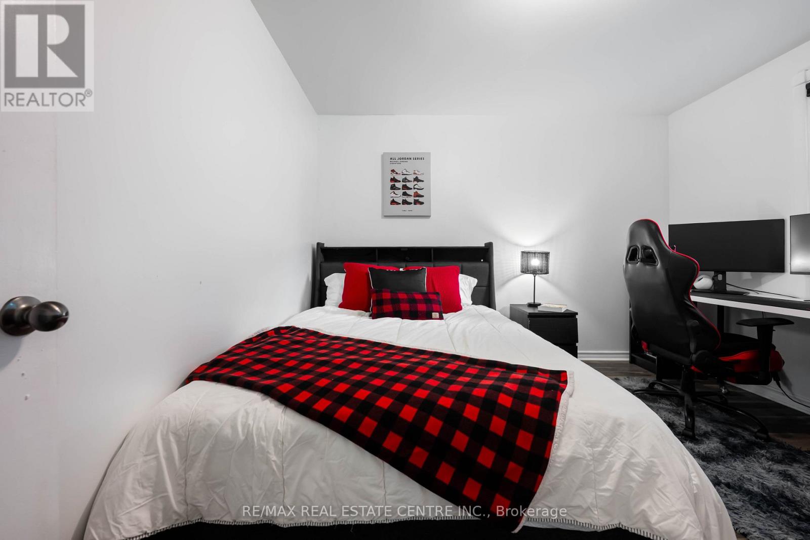 23 Third Street, Orangeville, Ontario  L9W 2B2 - Photo 22 - W13778268