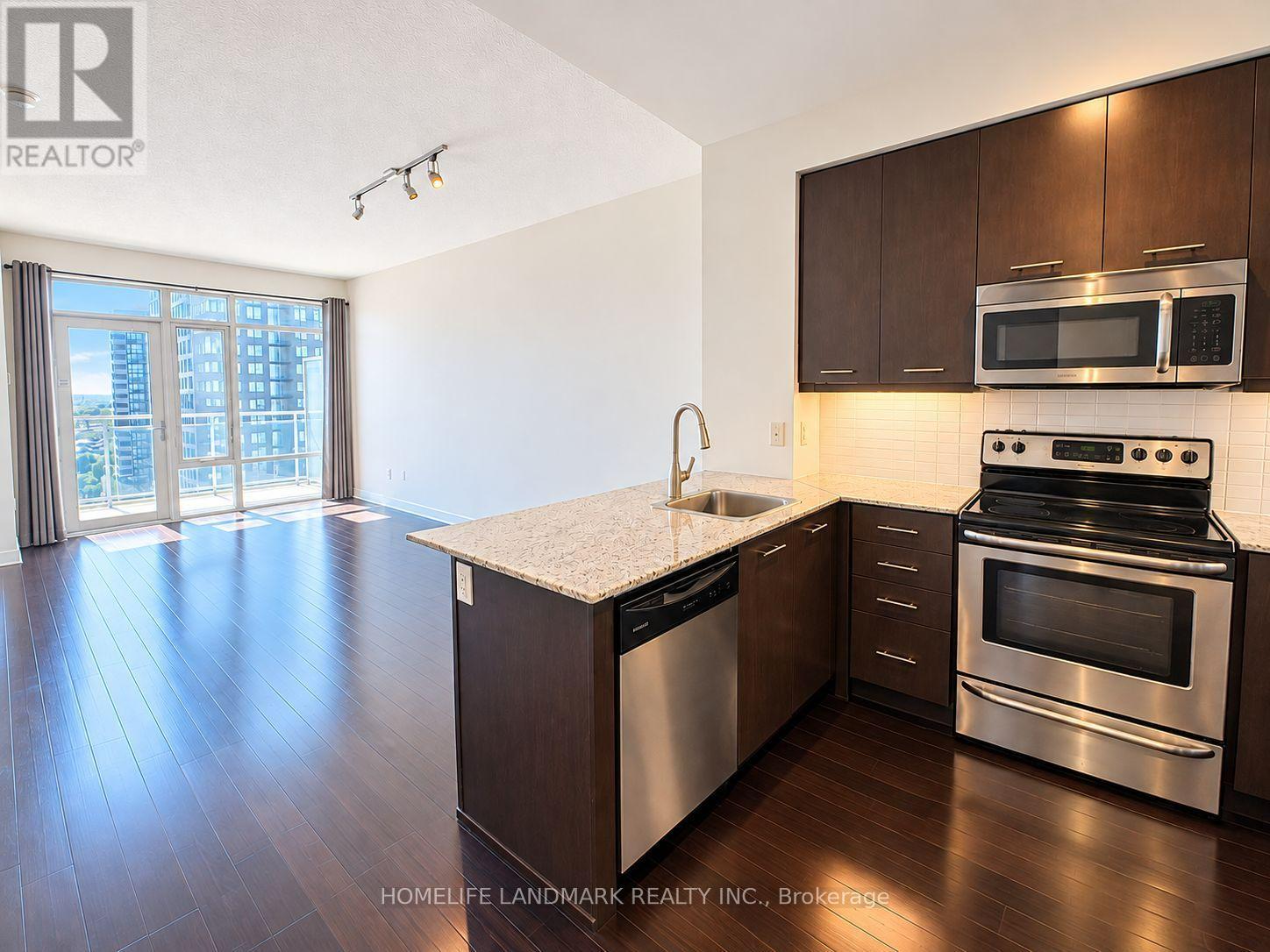 1306 - 360 Square One Drive, Mississauga, Ontario  L5B 0G7 - Photo 5 - W13778278