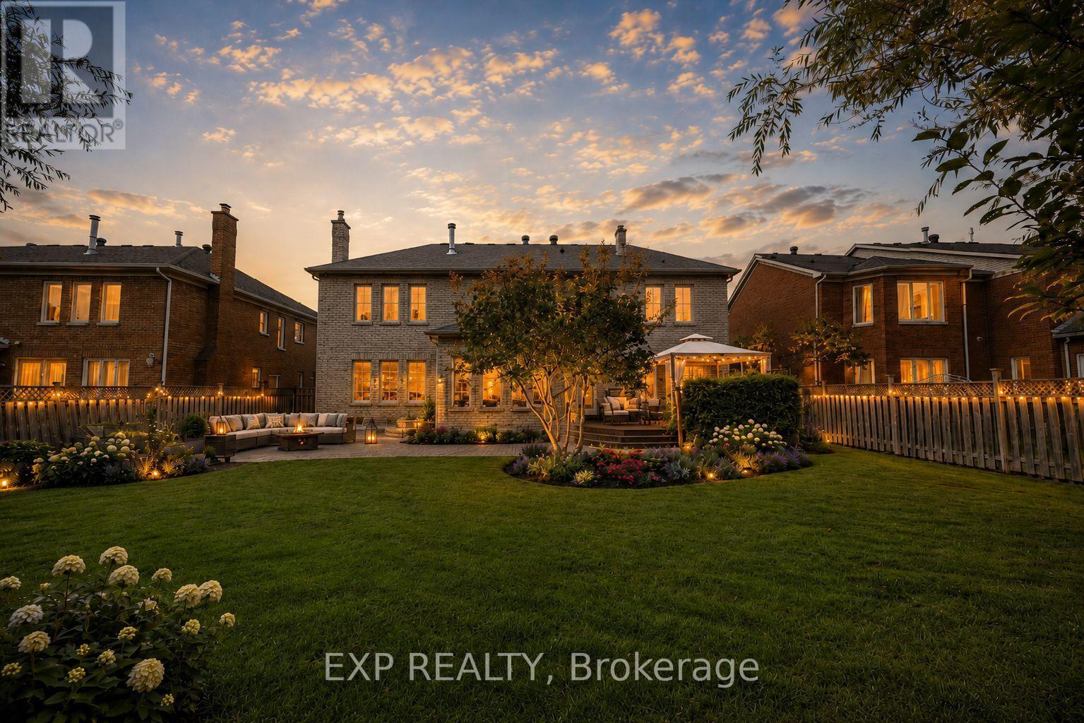29 Northgate Crescent, Richmond Hill, Ontario  L4B 2K8 - Photo 2 - N13013890