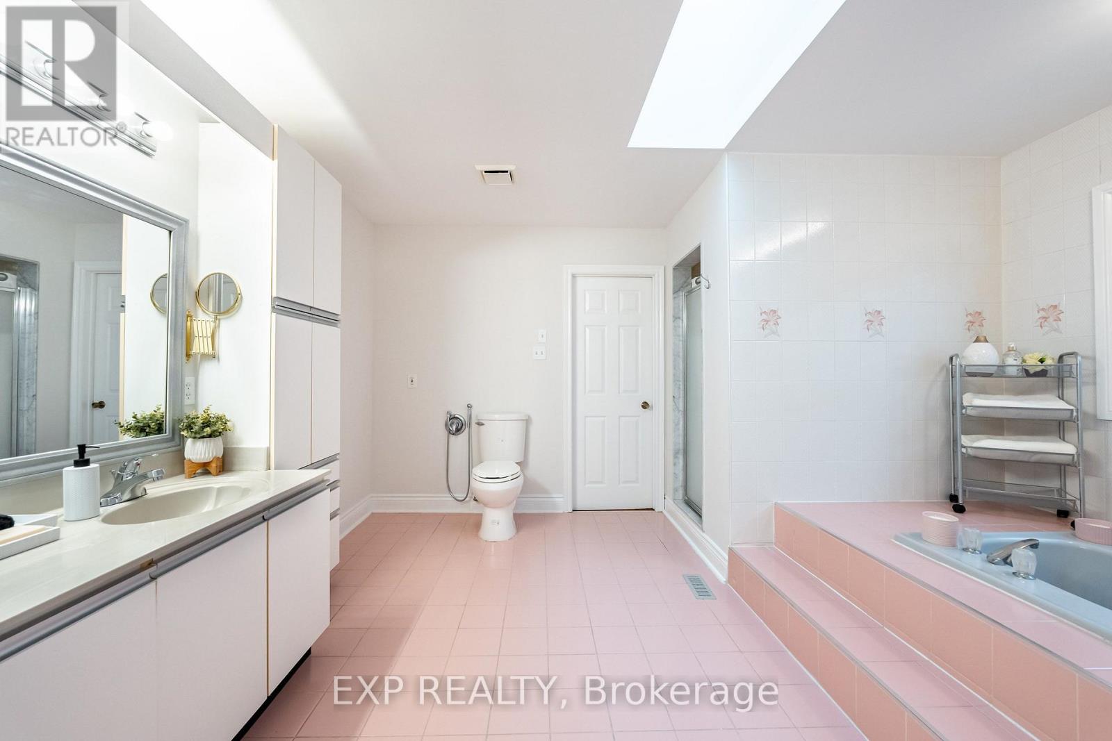 29 Northgate Crescent, Richmond Hill, Ontario  L4B 2K8 - Photo 31 - N13013890
