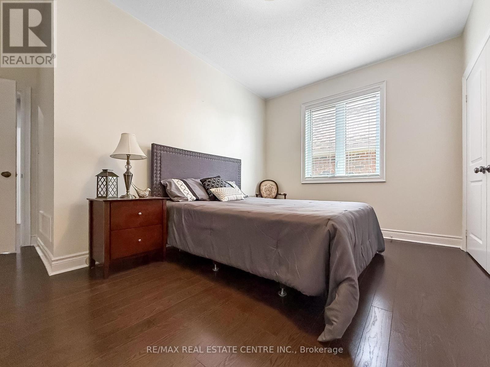 33 Stonegate Avenue, Mono, Ontario  L9W 6X1 - Photo 25 - X13778262