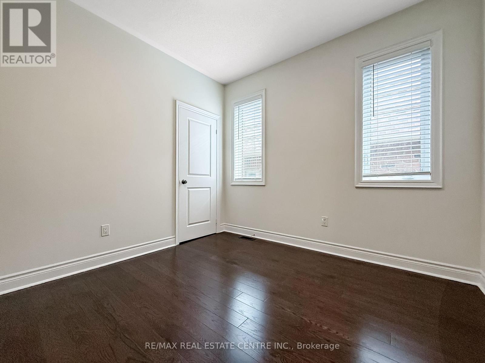 33 Stonegate Avenue, Mono, Ontario  L9W 6X1 - Photo 28 - X13778262