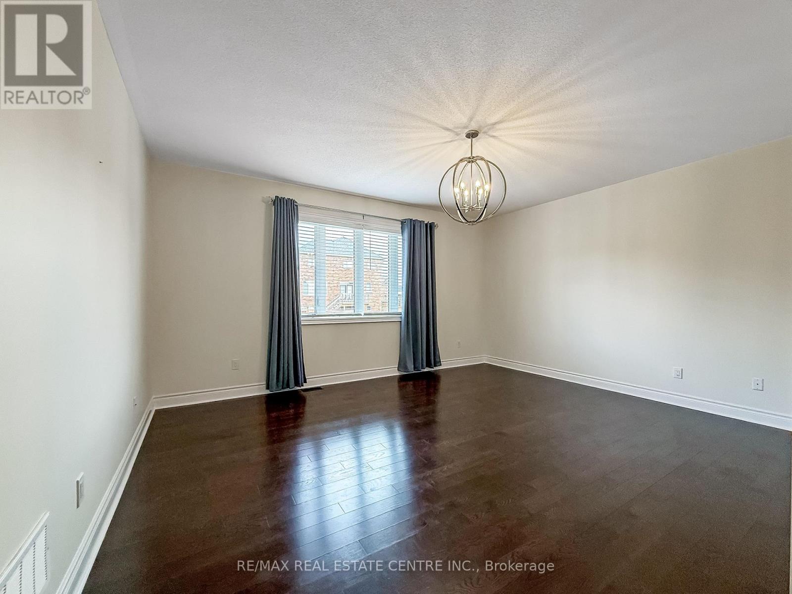33 Stonegate Avenue, Mono, Ontario  L9W 6X1 - Photo 29 - X13778262