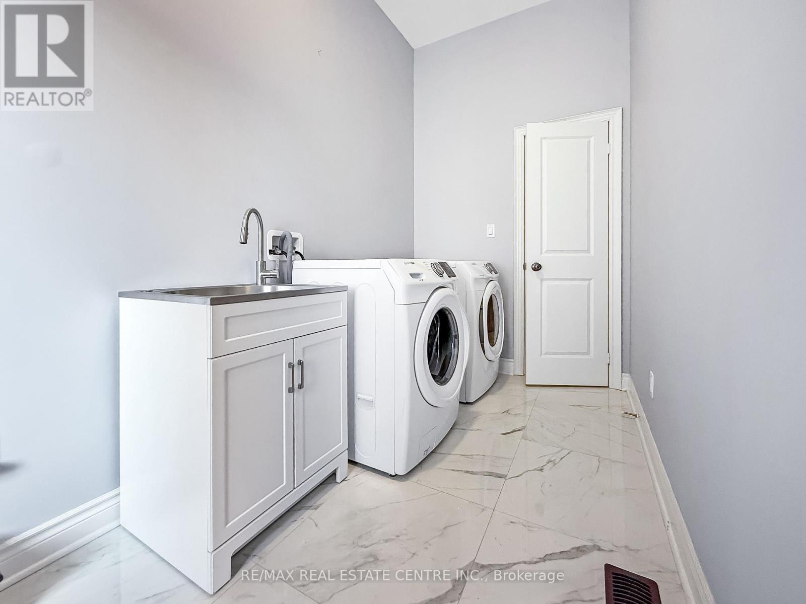 33 Stonegate Avenue, Mono, Ontario  L9W 6X1 - Photo 4 - X13778262
