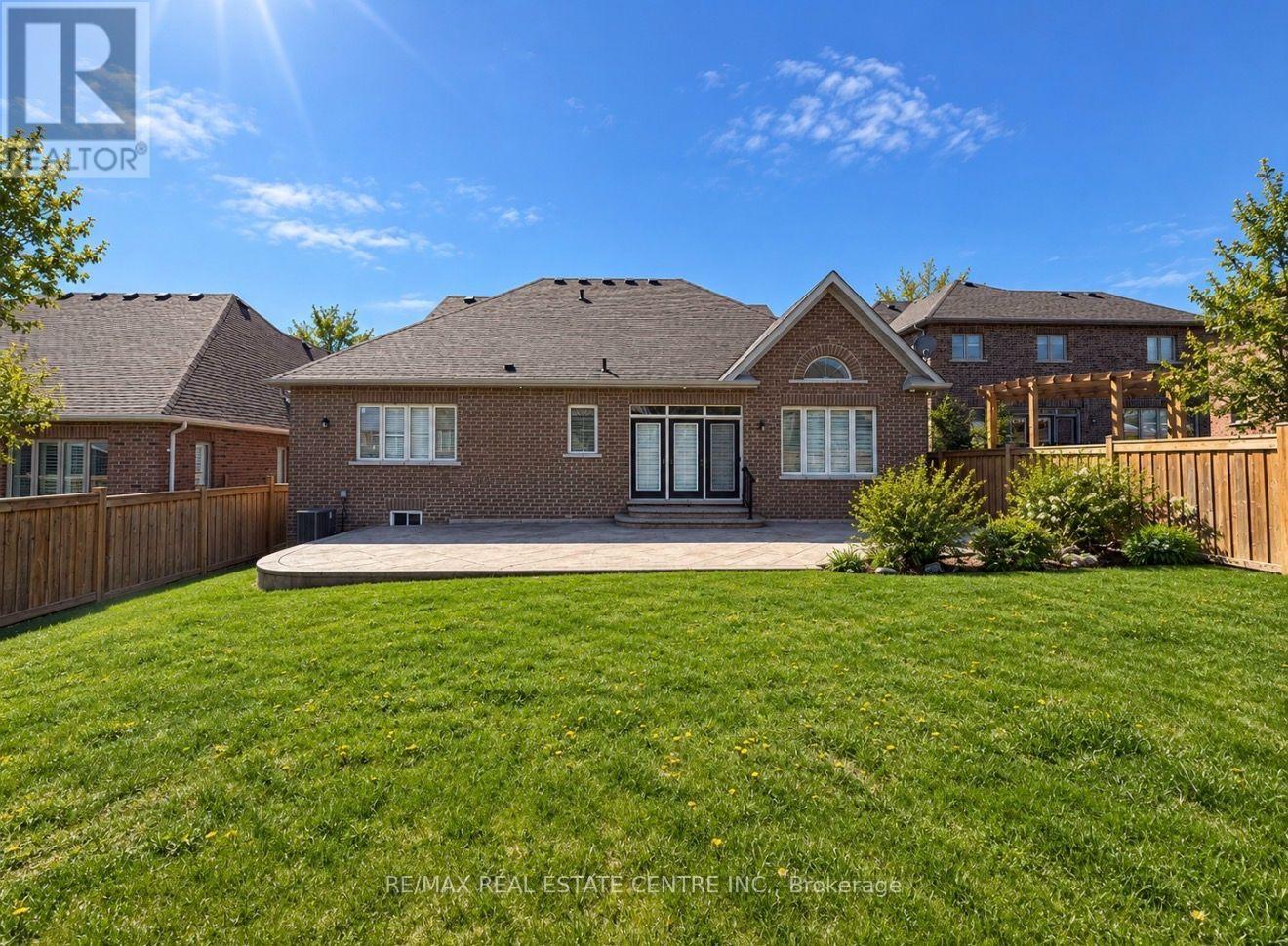 33 Stonegate Avenue, Mono, Ontario  L9W 6X1 - Photo 43 - X13778262