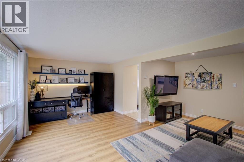 426a Dunvegan Drive, Waterloo, Ontario  N2K 2C7 - Photo 9 - 40859288