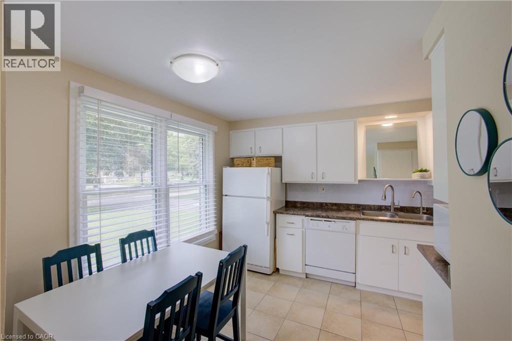426a Dunvegan Drive, Waterloo, Ontario  N2K 2C7 - Photo 16 - 40859288