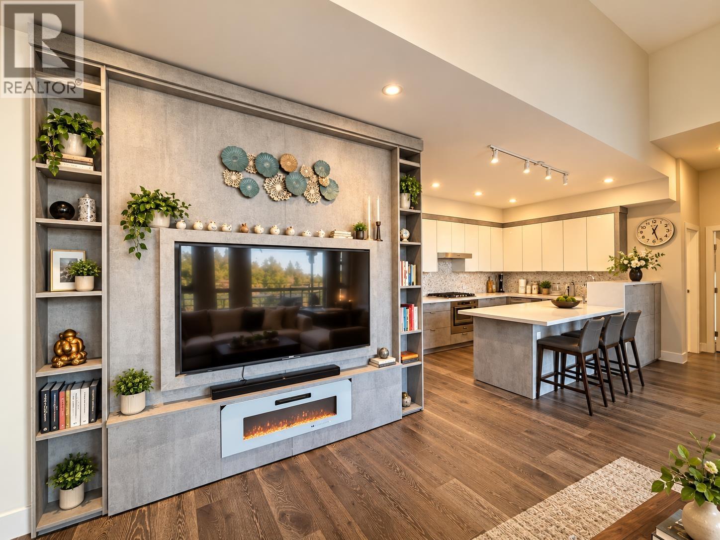 506 3602 Aldercrest Drive, North Vancouver, British Columbia  V7G 0A2 - Photo 4 - R3149344