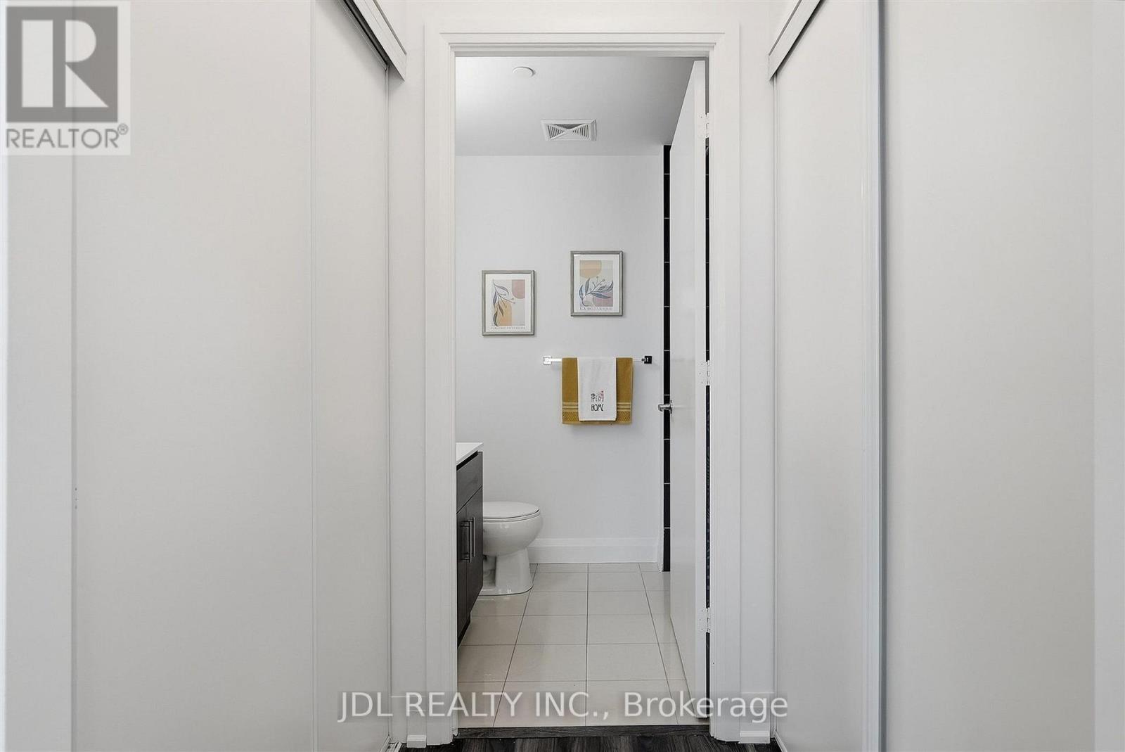 220 - 68 Canterbury Place, Toronto (Willowdale West), Ontario  M2N 0H8 - Photo 20 - C13778320