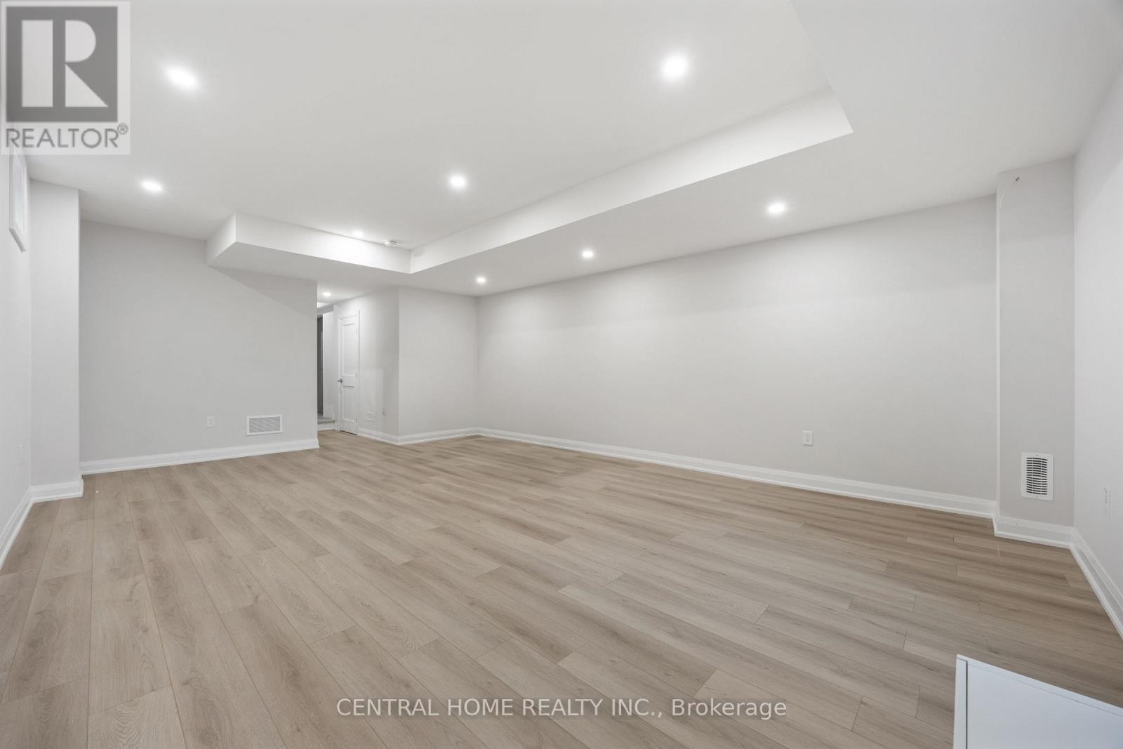 2952 Elgin Mills Road, Markham, Ontario  L6C 0E5 - Photo 10 - N13778306