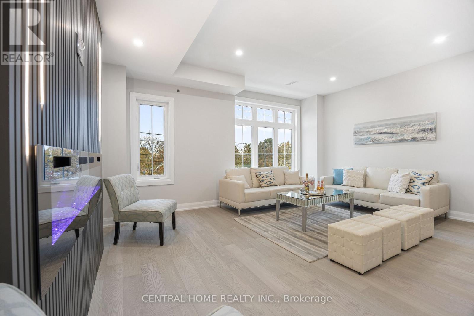 2952 Elgin Mills Road, Markham, Ontario  L6C 0E5 - Photo 3 - N13778306