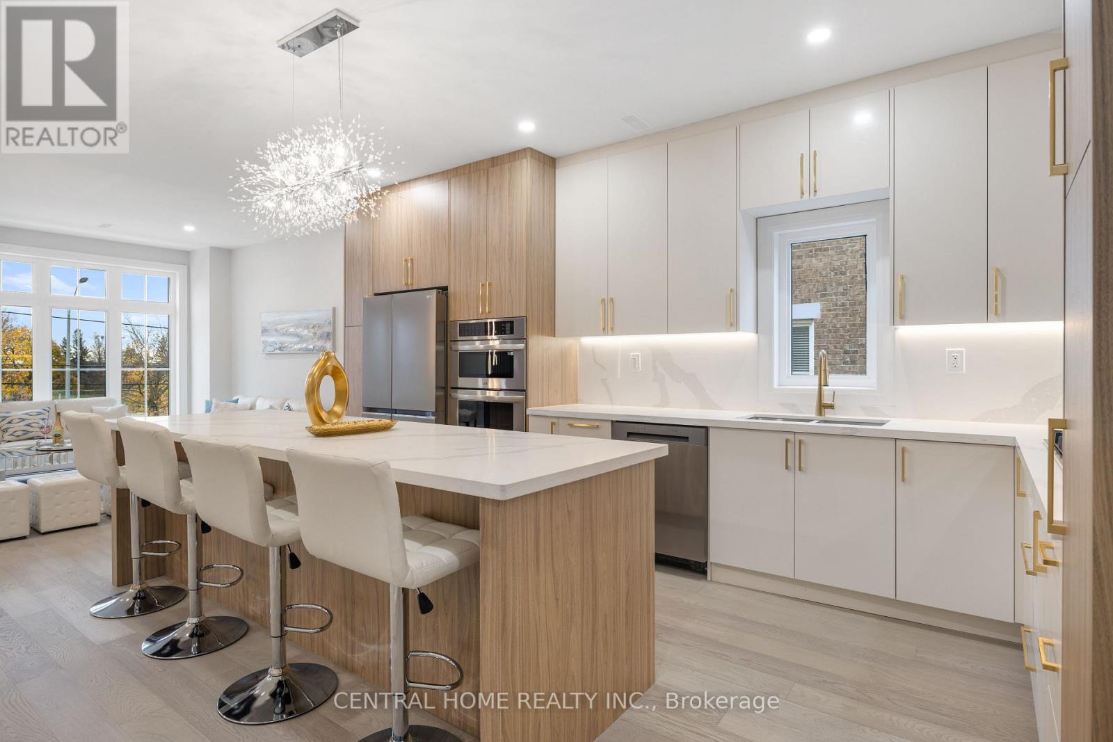 2952 Elgin Mills Road, Markham, Ontario  L6C 0E5 - Photo 8 - N13778306