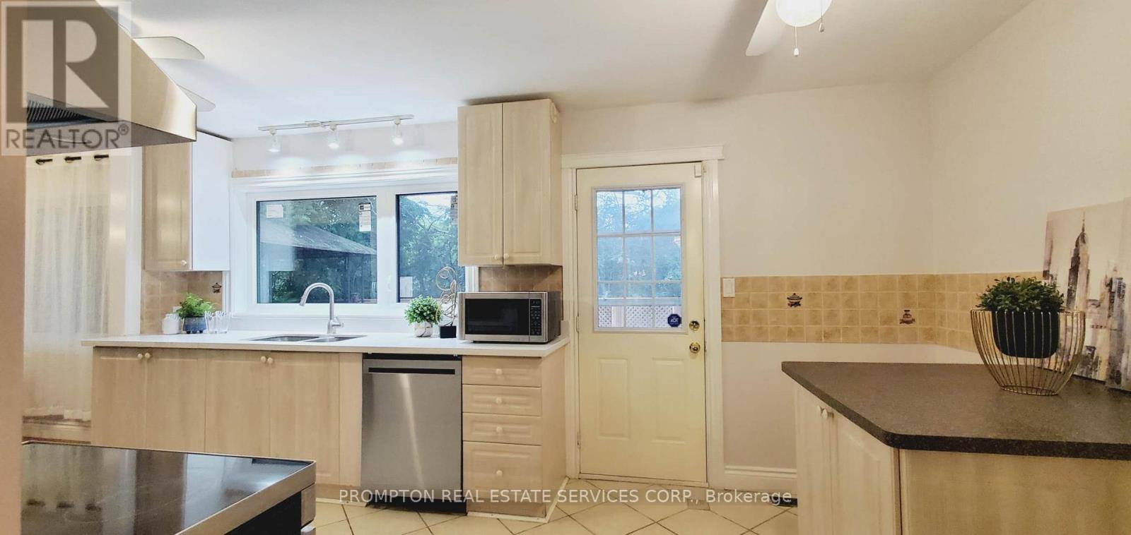 163 Woodside Drive, St. Catharines (Glendale/glenridge), Ontario  L2T 1X5 - Photo 7 - X13778324