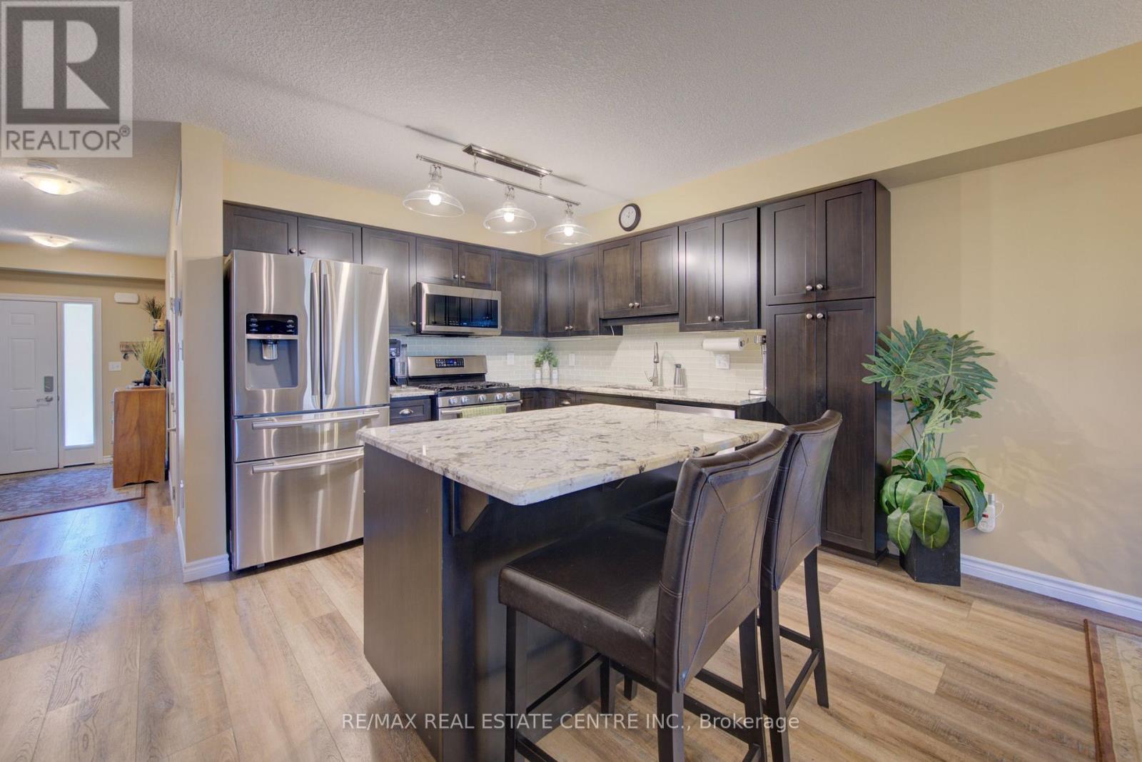 489 Leander Place, Kitchener, Ontario  N2K 1N4 - Photo 10 - X13778330