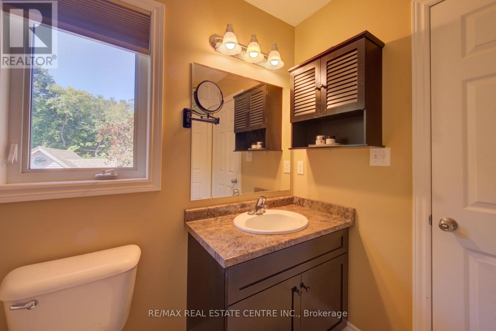 489 Leander Place, Kitchener, Ontario  N2K 1N4 - Photo 28 - X13778330