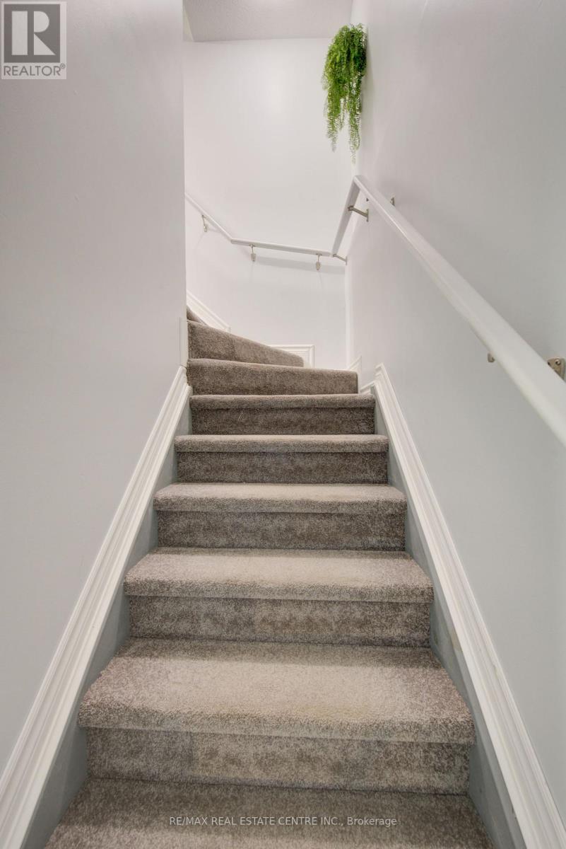 489 Leander Place, Kitchener, Ontario  N2K 1N4 - Photo 32 - X13778330