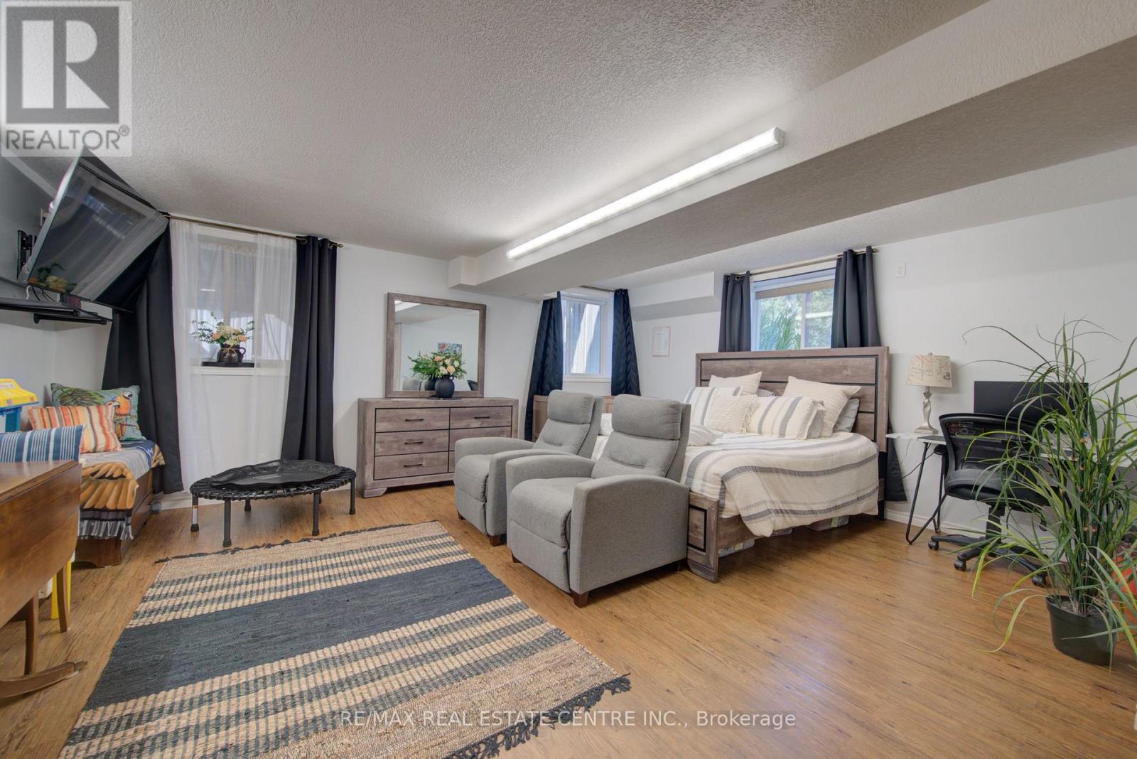 489 Leander Place, Kitchener, Ontario  N2K 1N4 - Photo 33 - X13778330