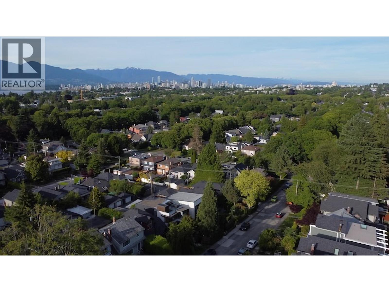 3131 Collingwood Street, Vancouver, British Columbia  V6R 3L5 - Photo 3 - R3162354