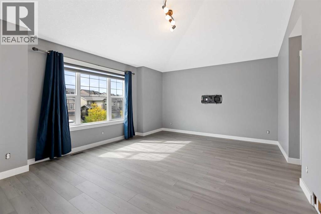 205 Hillcrest Drive SW, Airdrie, Alberta  T4B 0Y8 - Photo 29 - A2345032