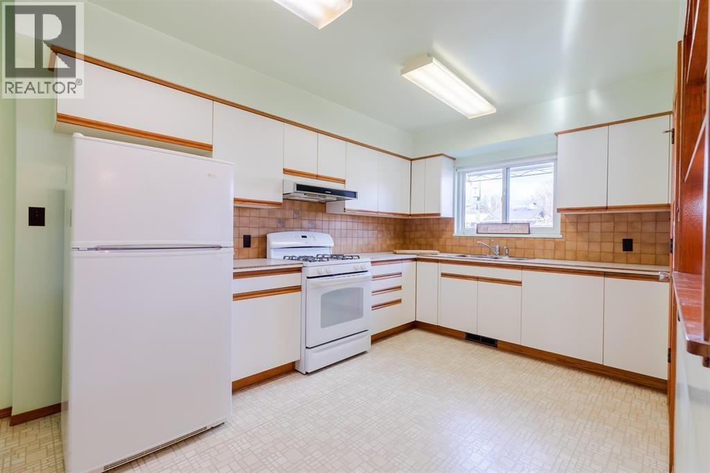 5482 Rhodes Street, Vancouver, British Columbia V5R 3N9 - Photo 29 - R3164546