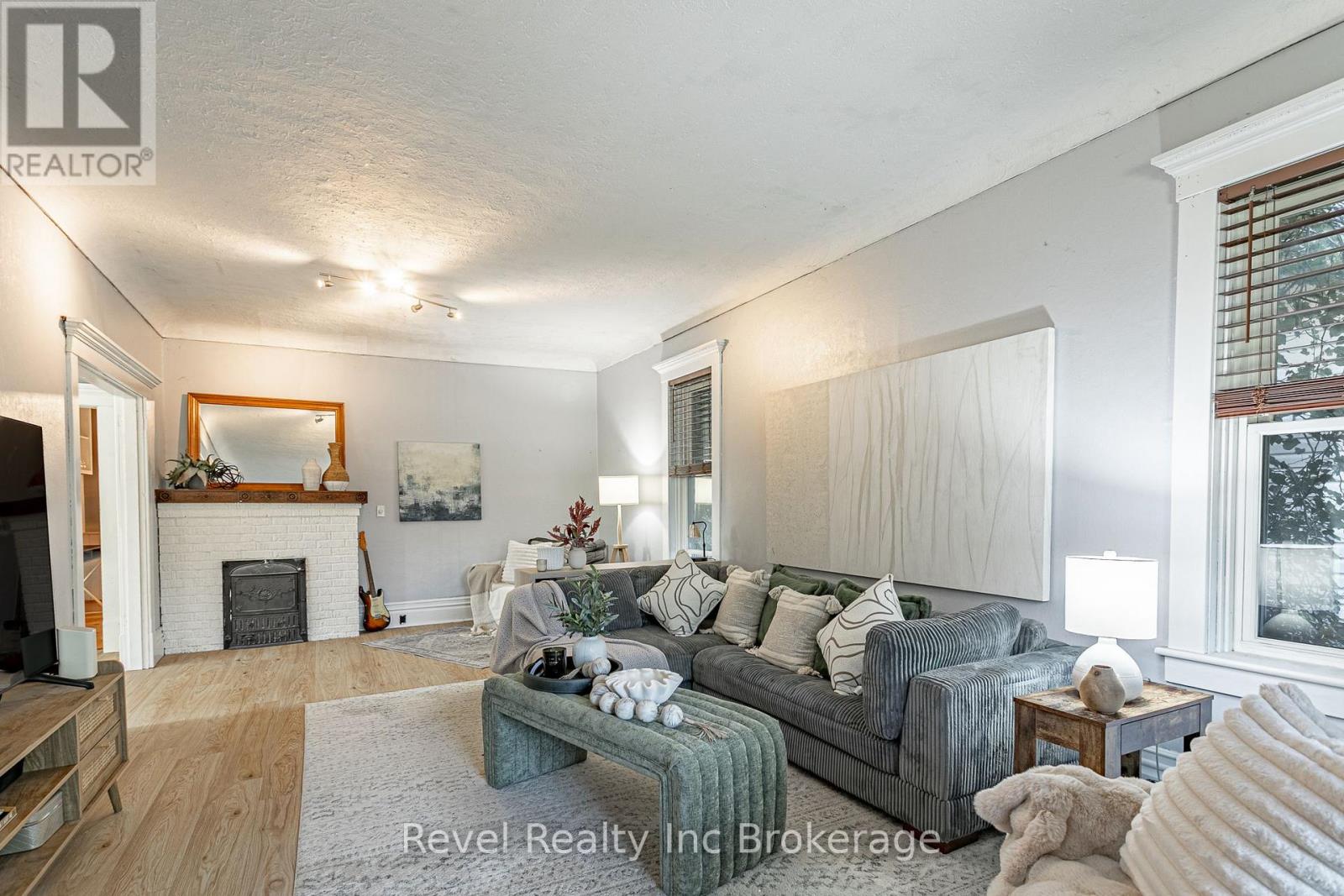 131 King Street E, Ingersoll, Ontario  N5C 1G8 - Photo 11 - X13778426