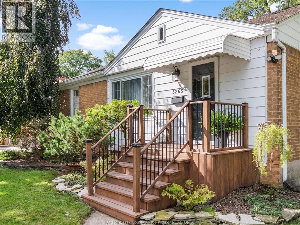 3265 Longfellow Avenue, Windsor, Ontario  N9E 2L7 - Photo 2 - 26022421