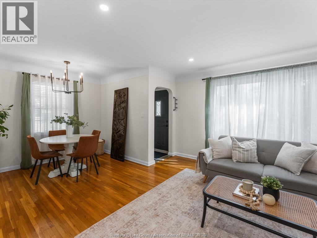 3265 Longfellow Avenue, Windsor, Ontario  N9E 2L7 - Photo 9 - 26022421