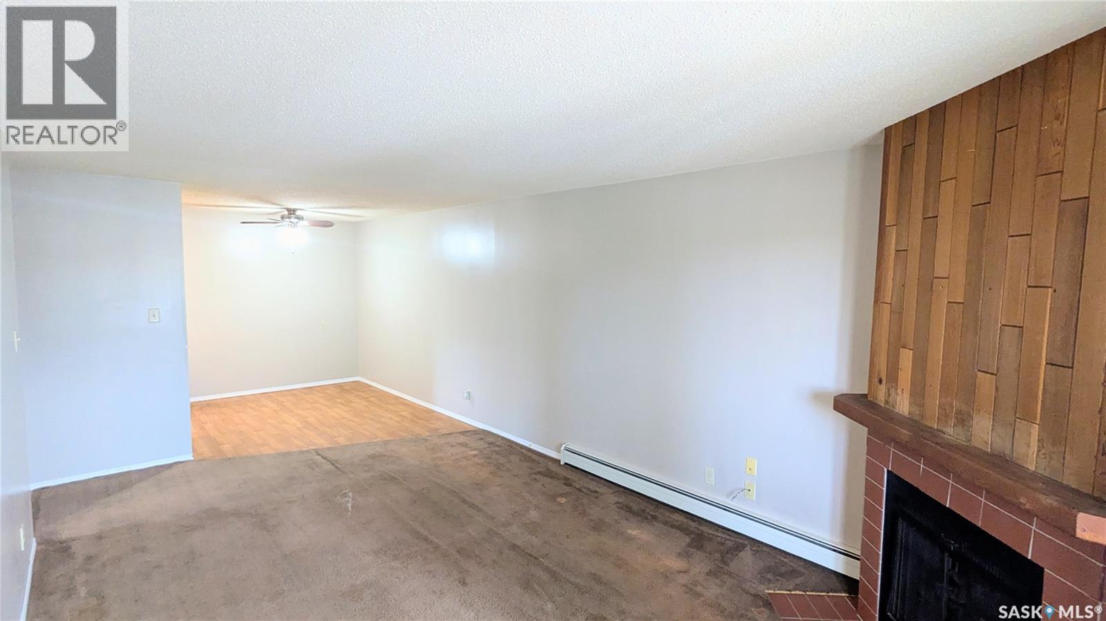 631 310 Stillwater Drive, Saskatoon, Saskatchewan  S7J 4H7 - Photo 3 - SK048340