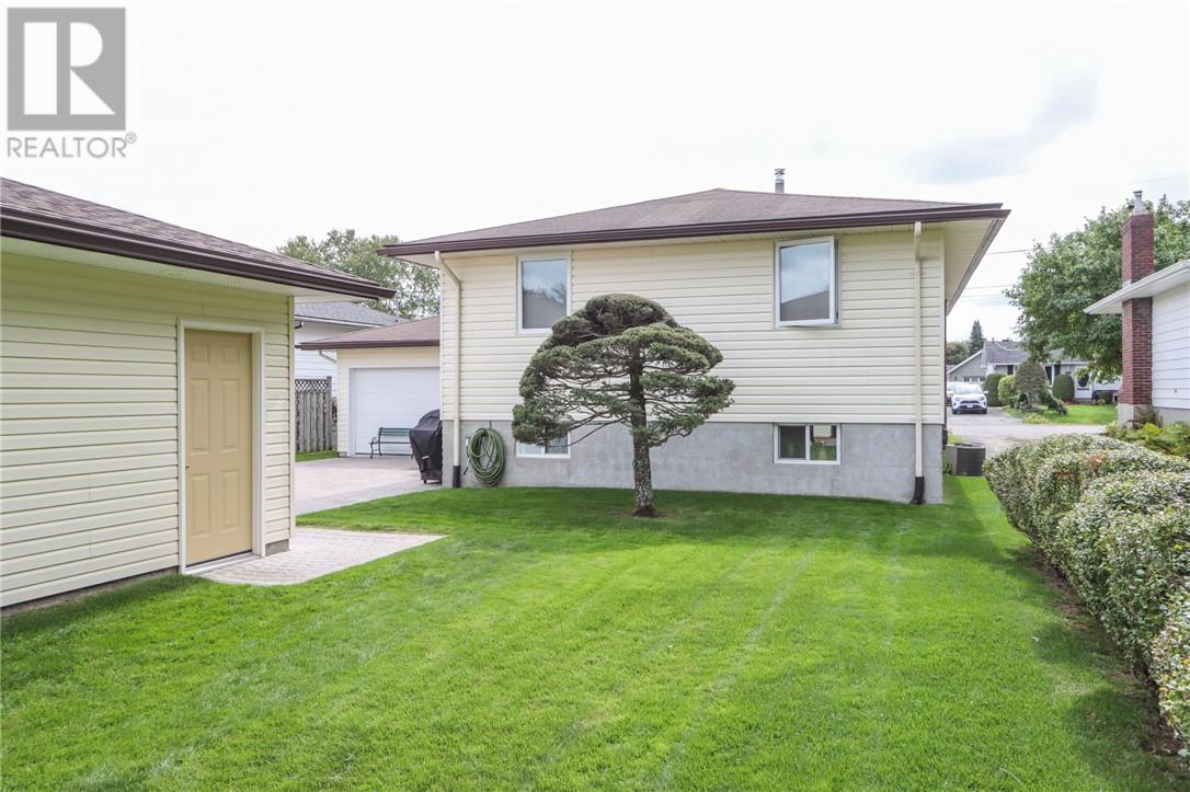 980 Raymond Street, Hanmer, Ontario  P3P 1S2 - Photo 3 - 2130237