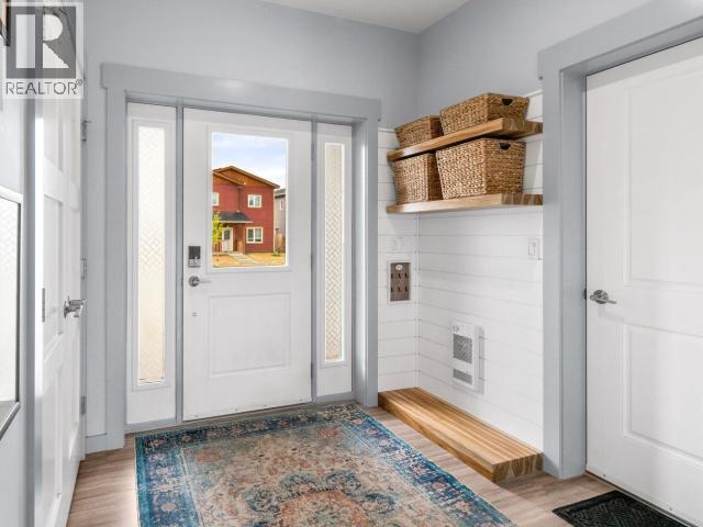 146 SYBIL CIRCLE photo 8