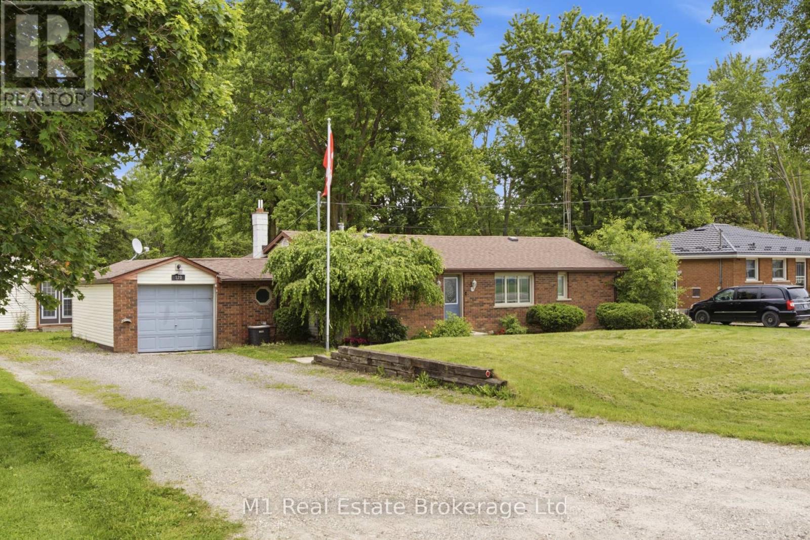 120 Wellington 7 Road, Centre Wellington, Ontario N0B 1S0 - Photo 6 - X13778402