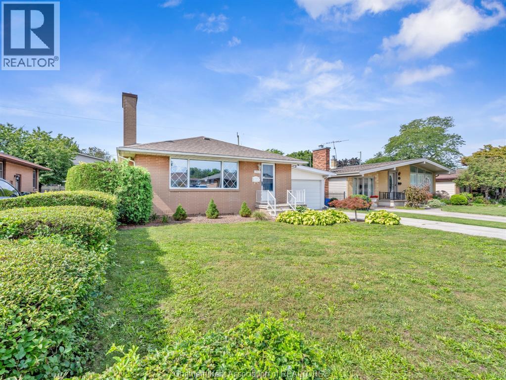 2541 Gail Road, Windsor, Ontario  N8W 2Z7 - Photo 3 - 26022288