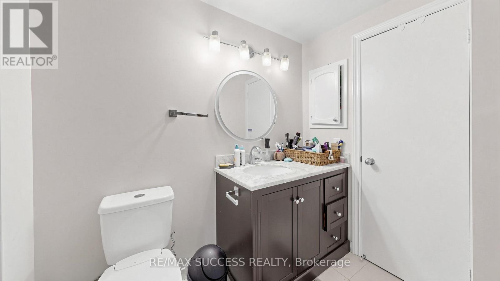 19 - 2617 Windwood Drive, Mississauga, Ontario  L5N 2K6 - Photo 32 - W13410658