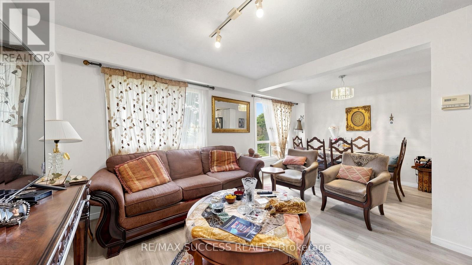 19 - 2617 Windwood Drive, Mississauga, Ontario  L5N 2K6 - Photo 6 - W13410658